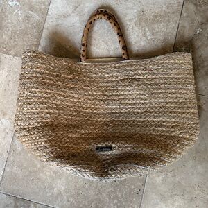 SAM EDELMON metallic striped straw bag excellent condition leopard print handle